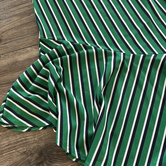 Asymmetrical Dress - Picture 4 of 6